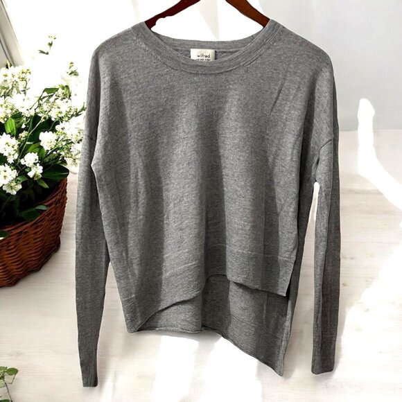 Aritzia Wilfred‎ Gray Italian Wool Asymmetrical Hem Loose Fit Pullover Sweater M - Picture 1 of 5